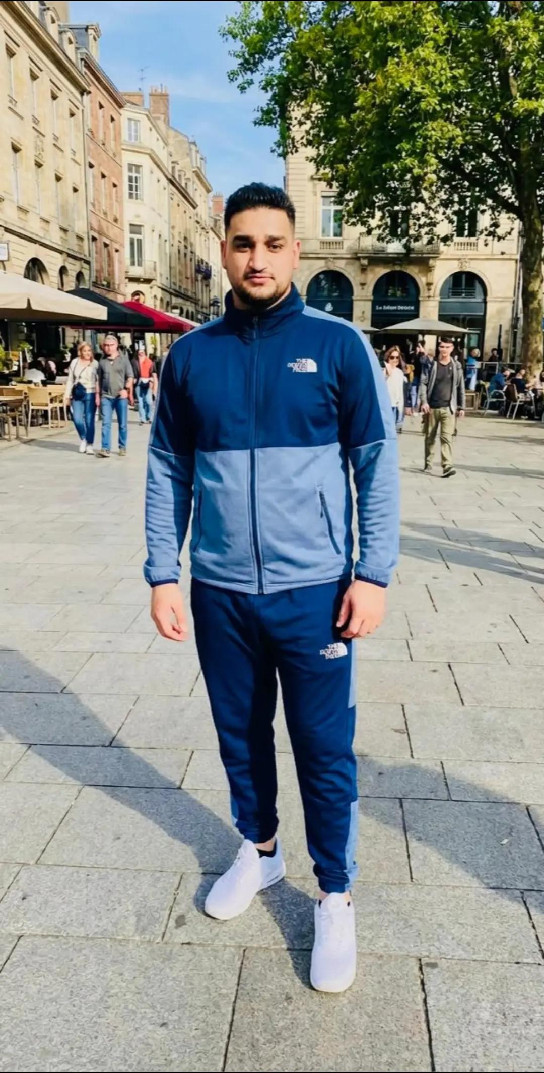 @𝗠𝗥 ✌𝗙𝗔𝗥𝗥𝗨𝗞𝗛✌