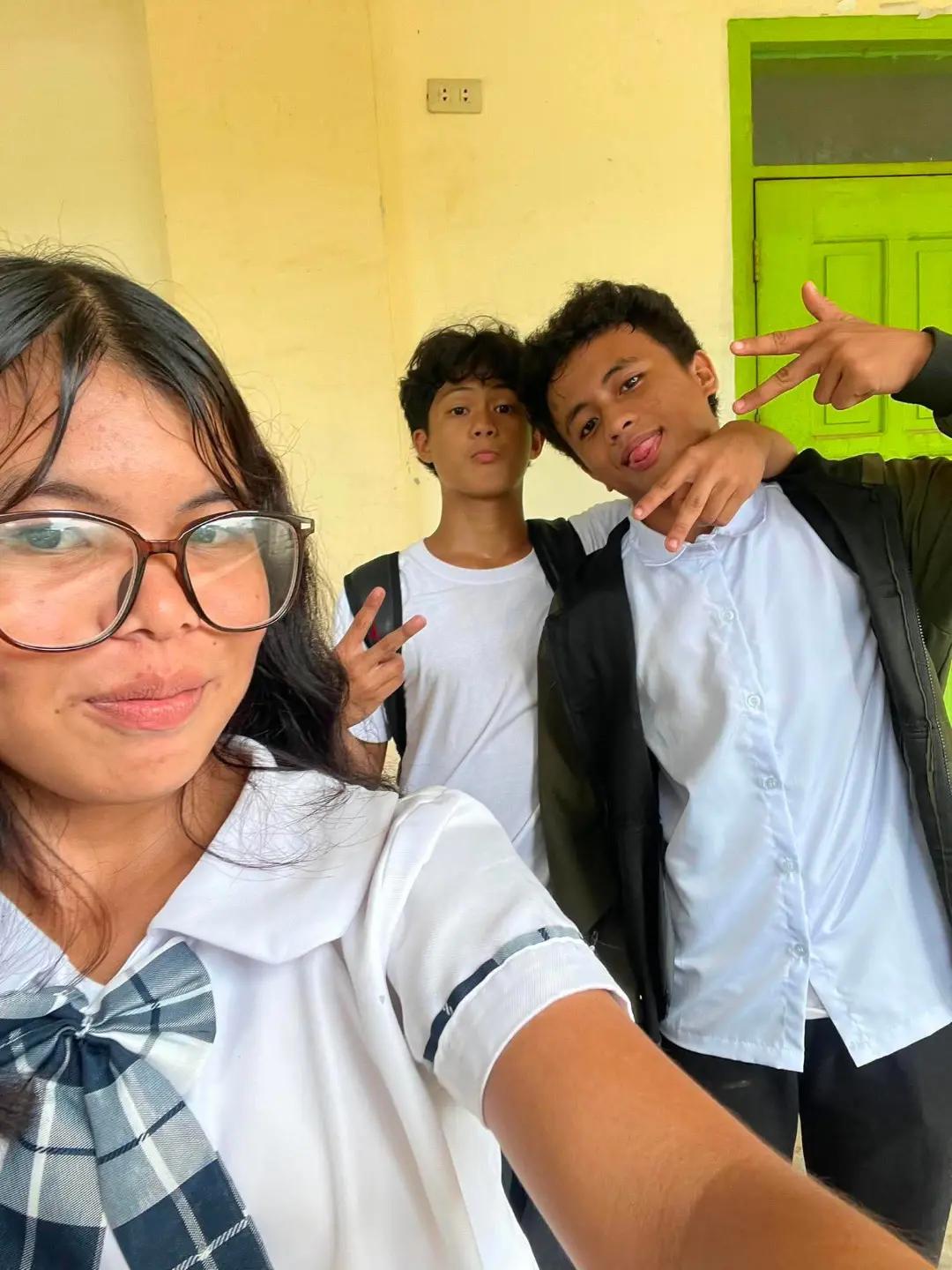 @Xliña Claire