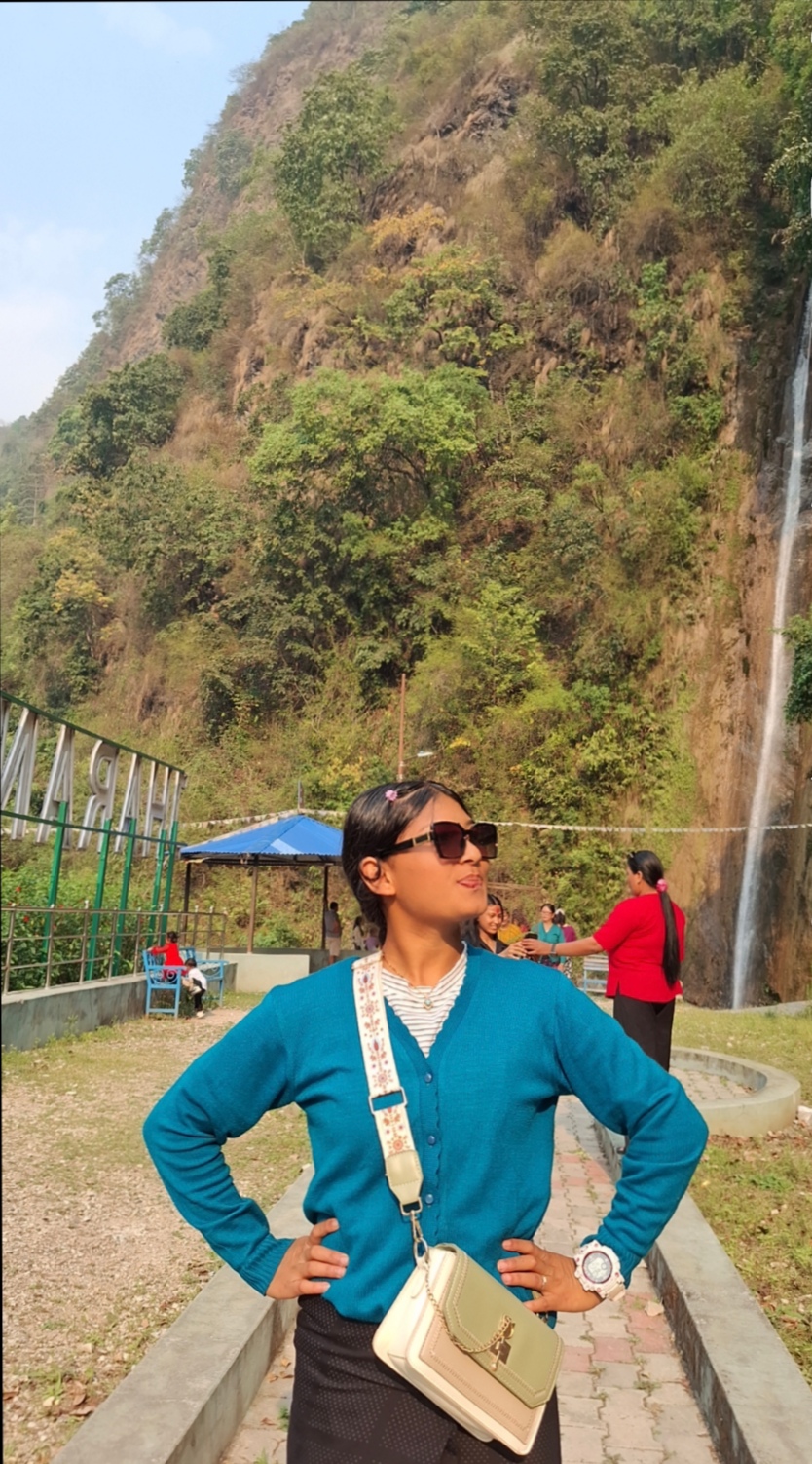 @प्रिया विश्वकर्मा🤦🏻♀️✨❤️🔥