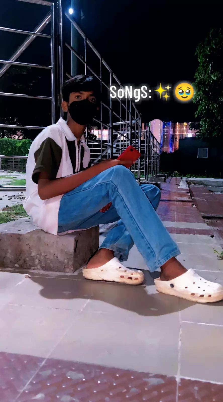 @👑KING🥹OF💔 SAD😔BOY🥺