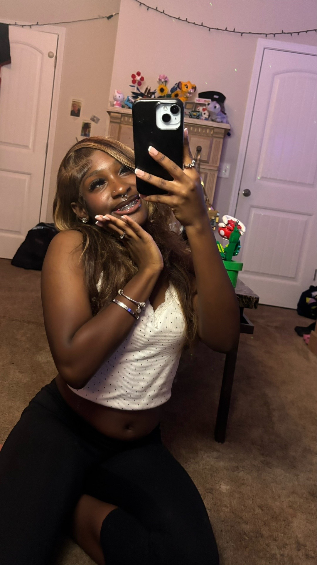 @𝐦𝐚𝐫𝐢 .