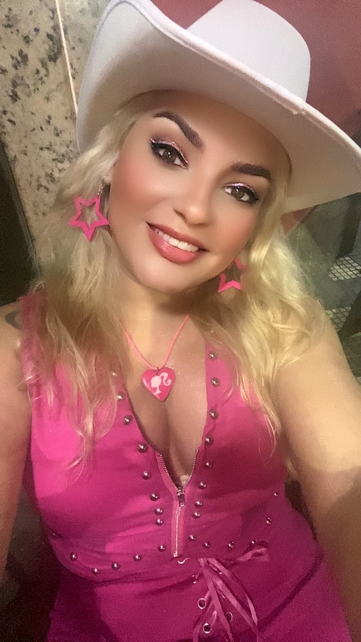 @🎀𝓑𝐚𝐫𝐛𝐢𝐞 𝓜𝗼𝘇𝗲𝗿🎀