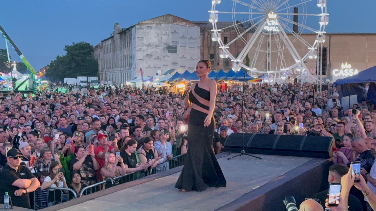 @CECA RAŽNATOVIĆ
