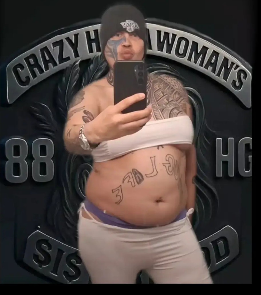 @Crazy Haida Woman's
