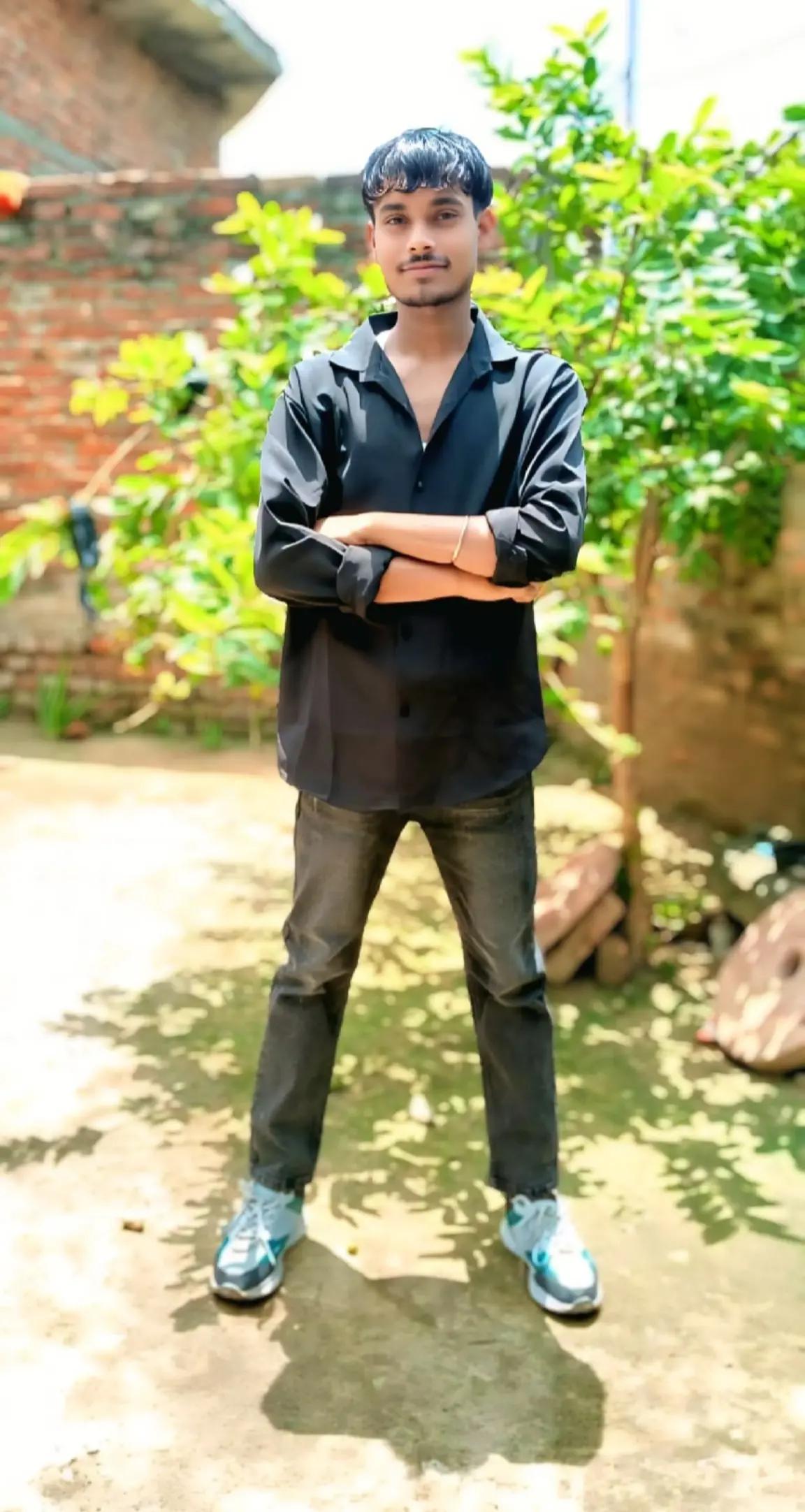 @vikash verma 🖤love 🩶you 🤍🥀