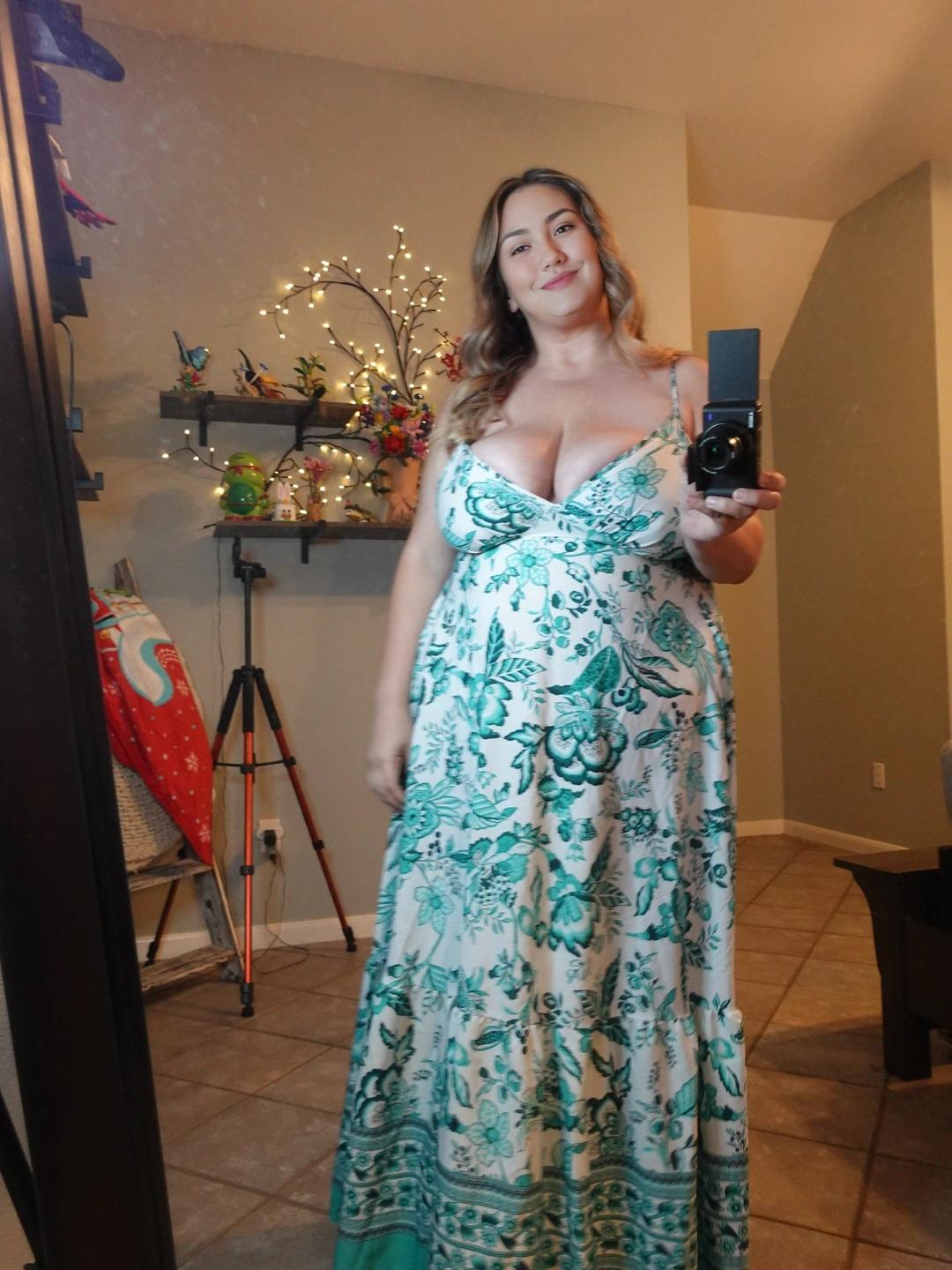 @Xolovelylily
