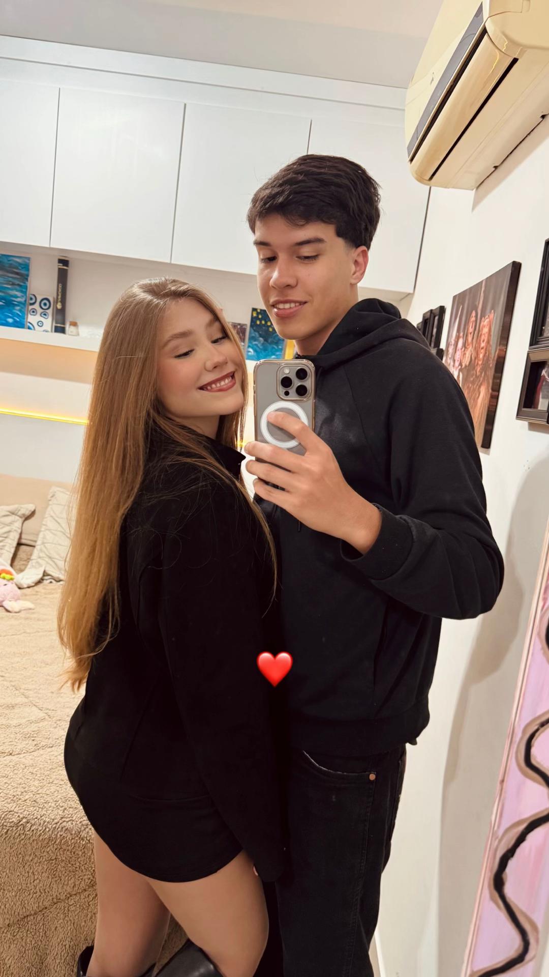 @Larapmendonca_