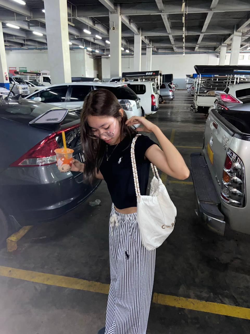 @Mon🎀💫