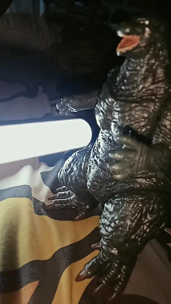 @Godzilla_darkkaiju_87
