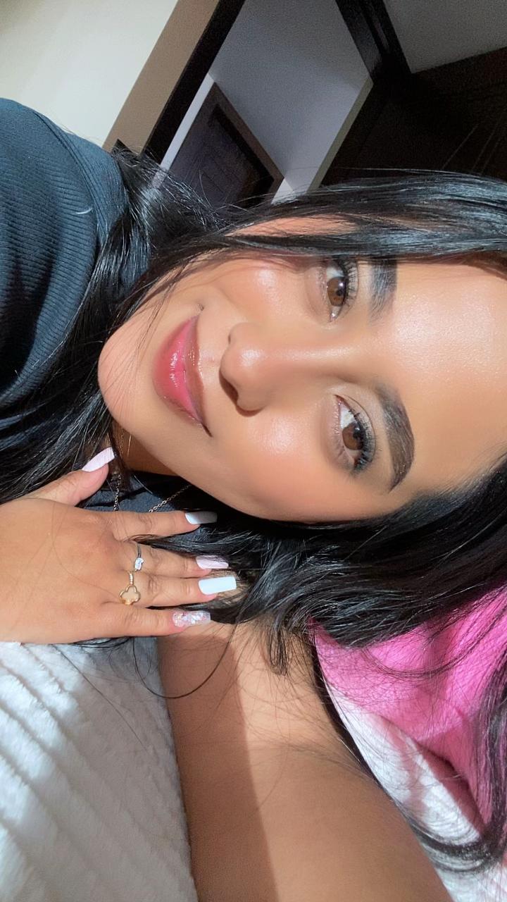 @𝑀𝐼𝐾𝐼 𝑇𝐸𝐹𝑌𝑆 👸