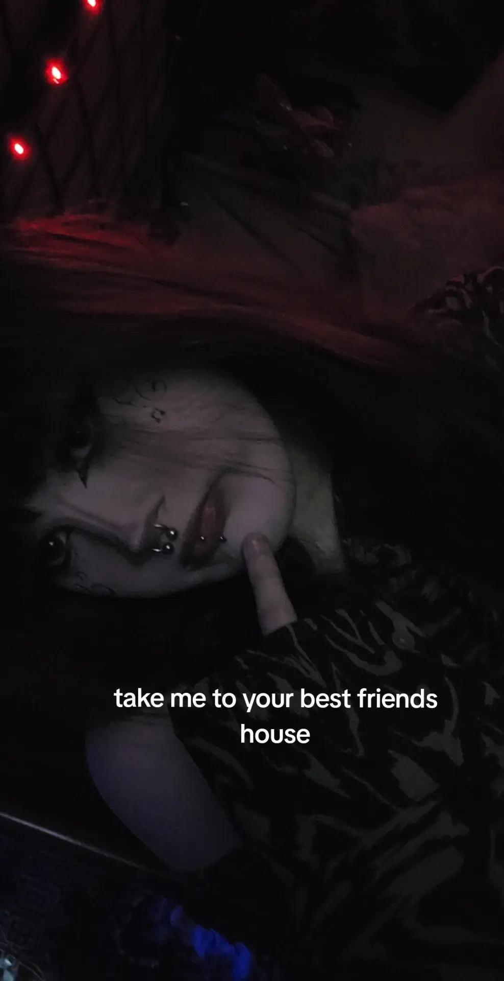@🕸️