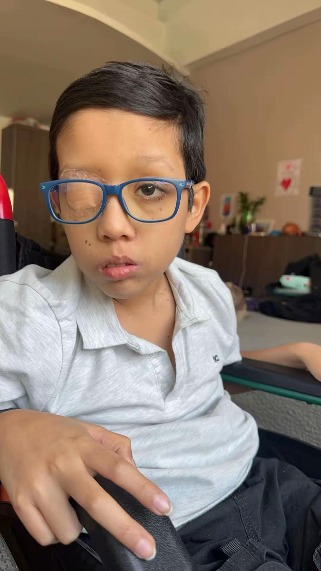 @🎗️Andres Ramírez🎗️