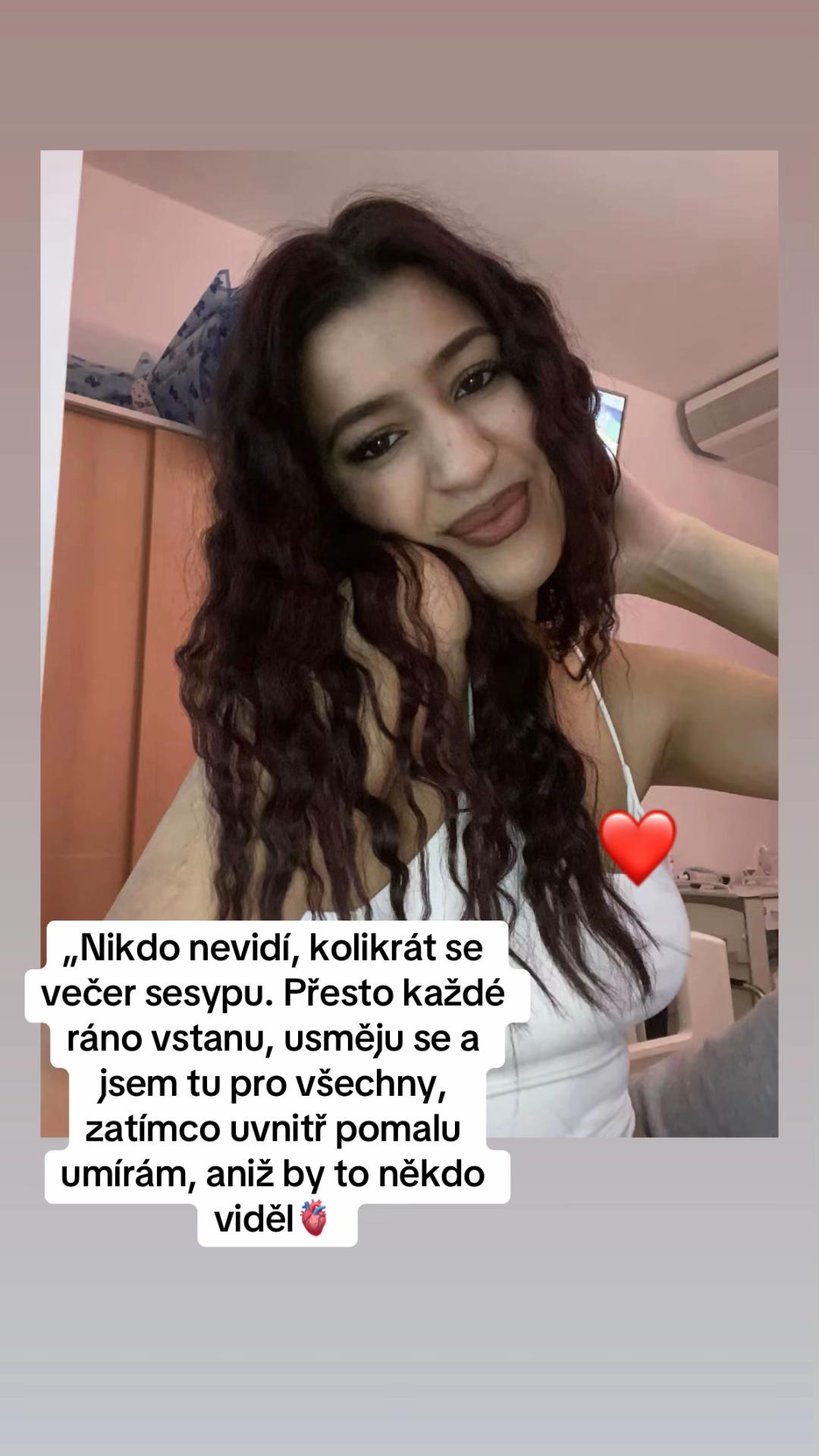 @🩷vivien cínová_🩷