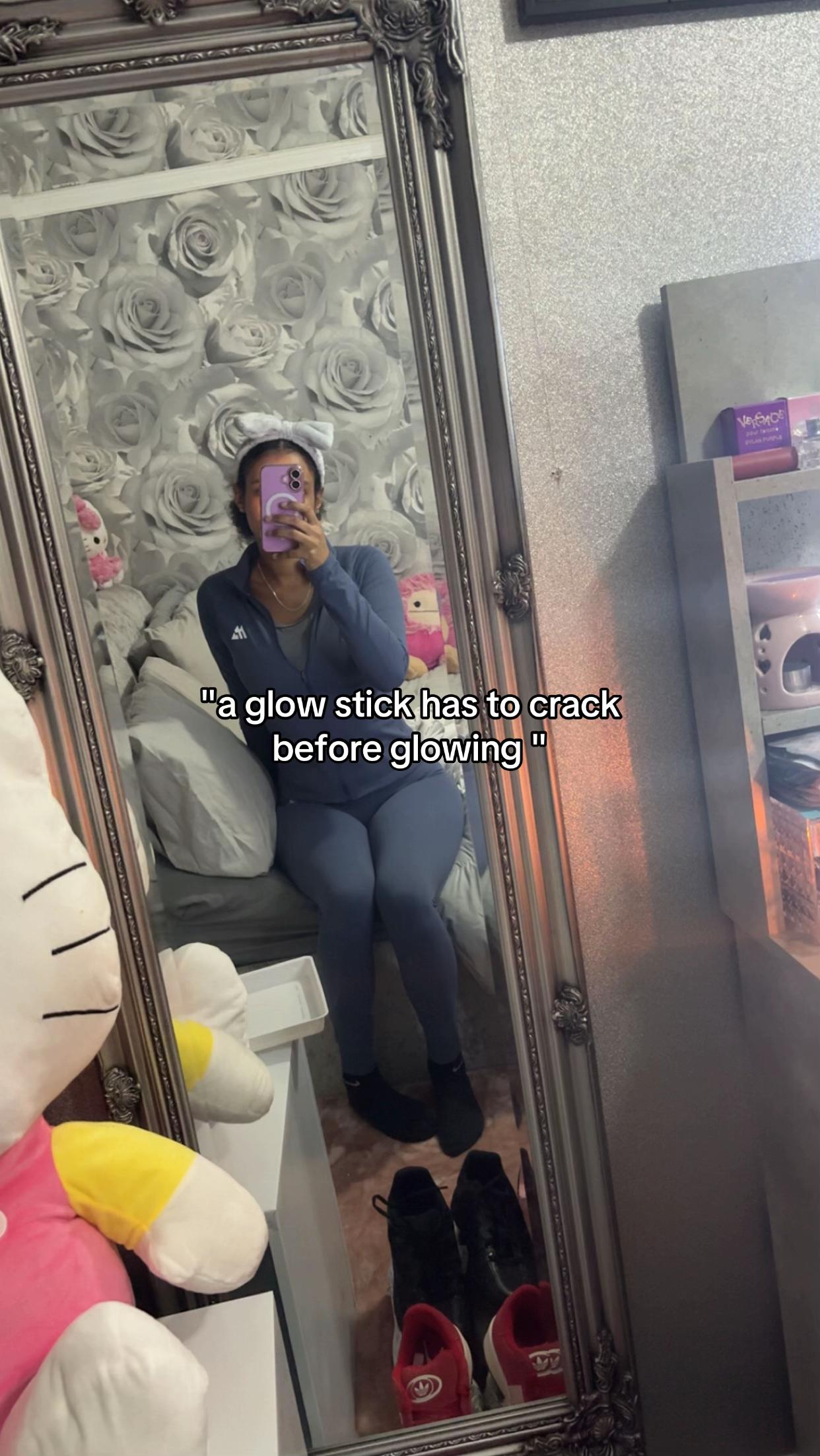 @️