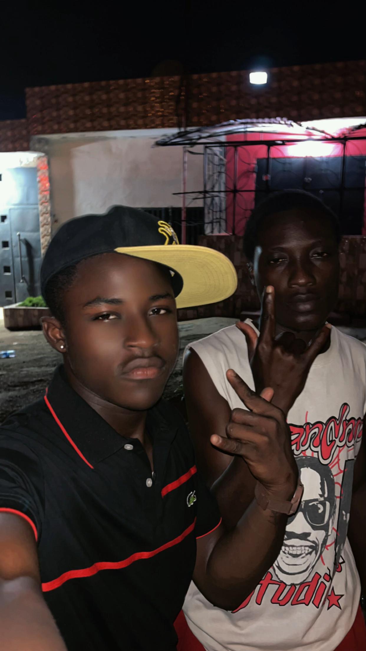 @de poy
