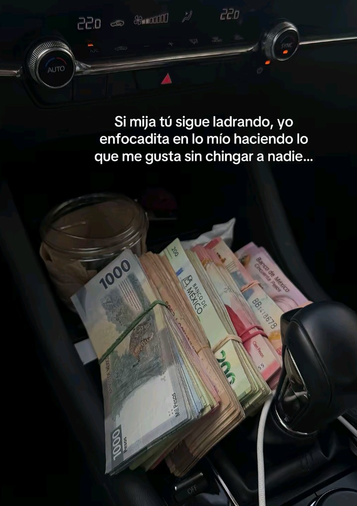 @Mariely 💕🥰💅