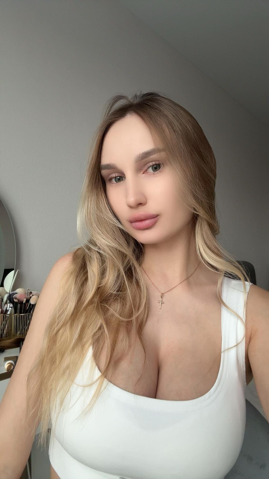 @𝕐𝕒𝕟𝕒 👸🏼