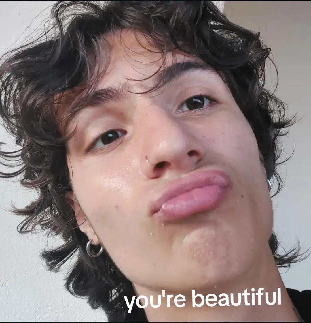 @lorenzo_cava