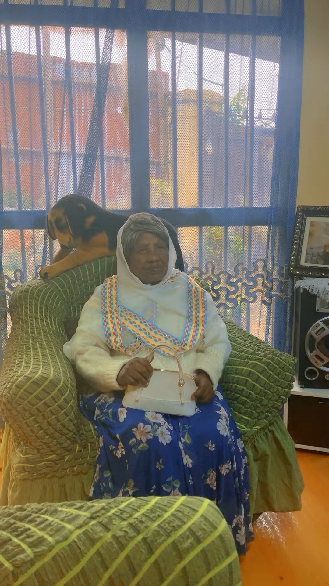 @Mela Tina