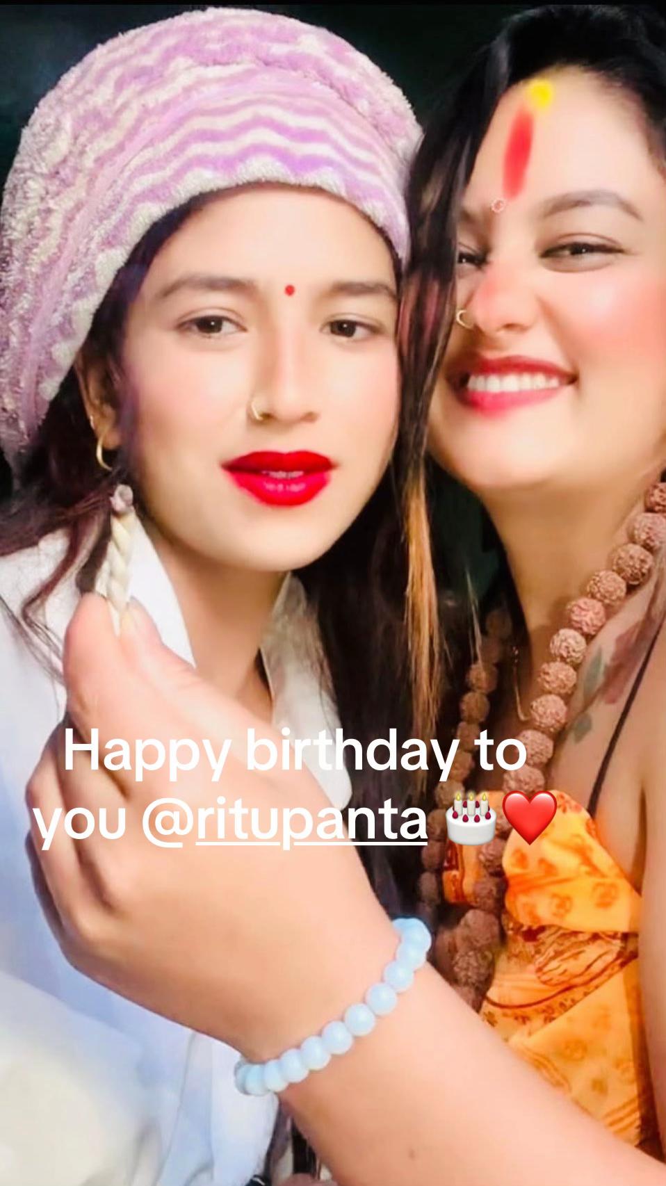 @Riya panta🦋