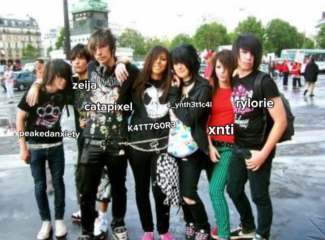 @catapixel