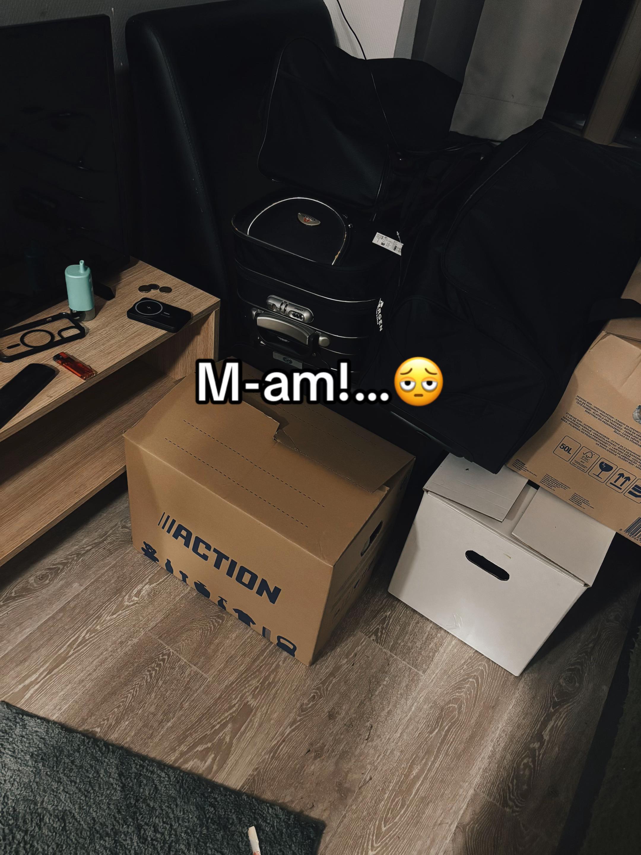 @𝒟𝒶𝓋𝒾𝒹 𝒰𝓃𝑔𝓊𝓇𝑒𝒶𝓃𝓊
