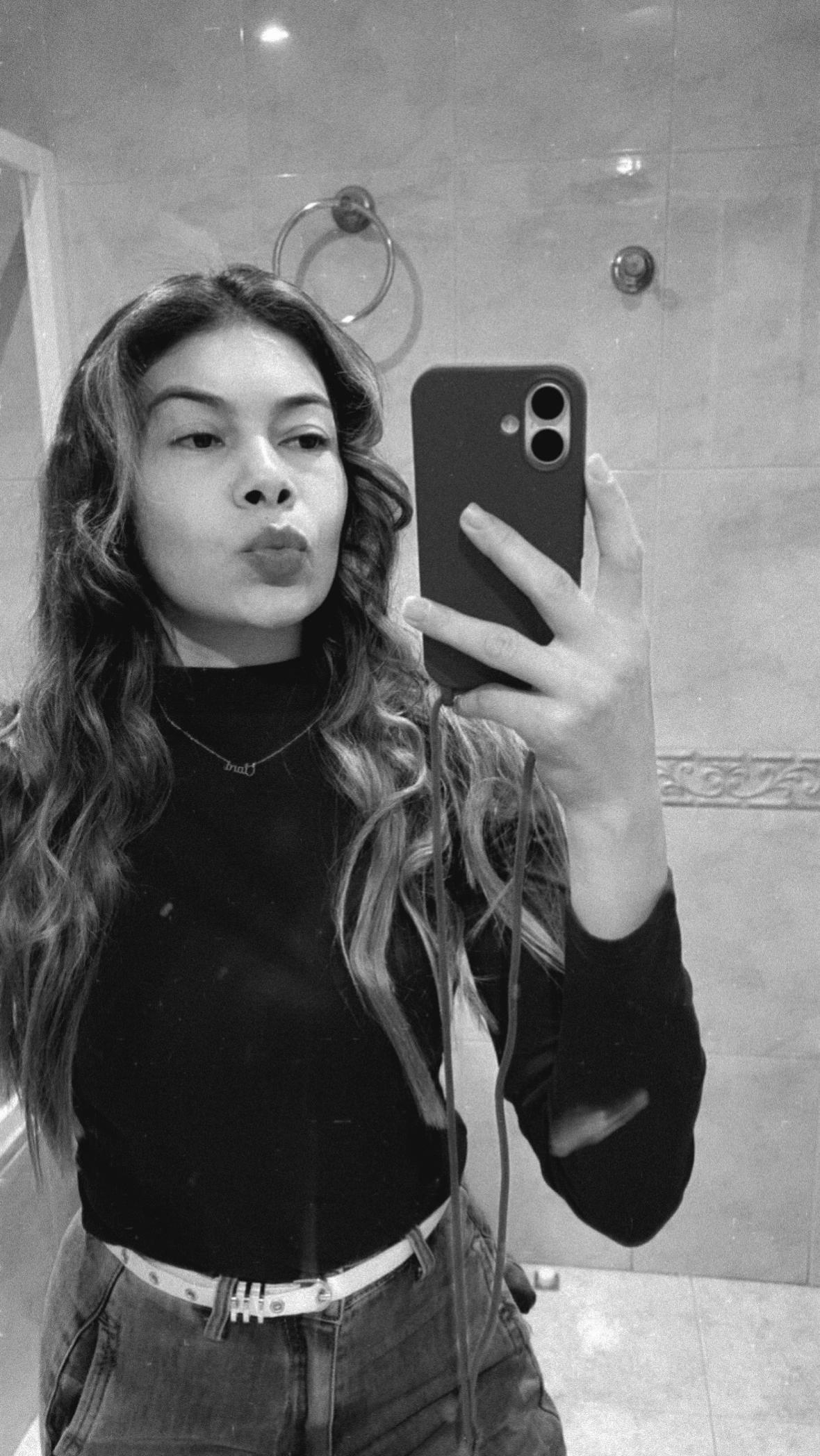 @🪬🫧Clara Silva🎣📴🧠🏹