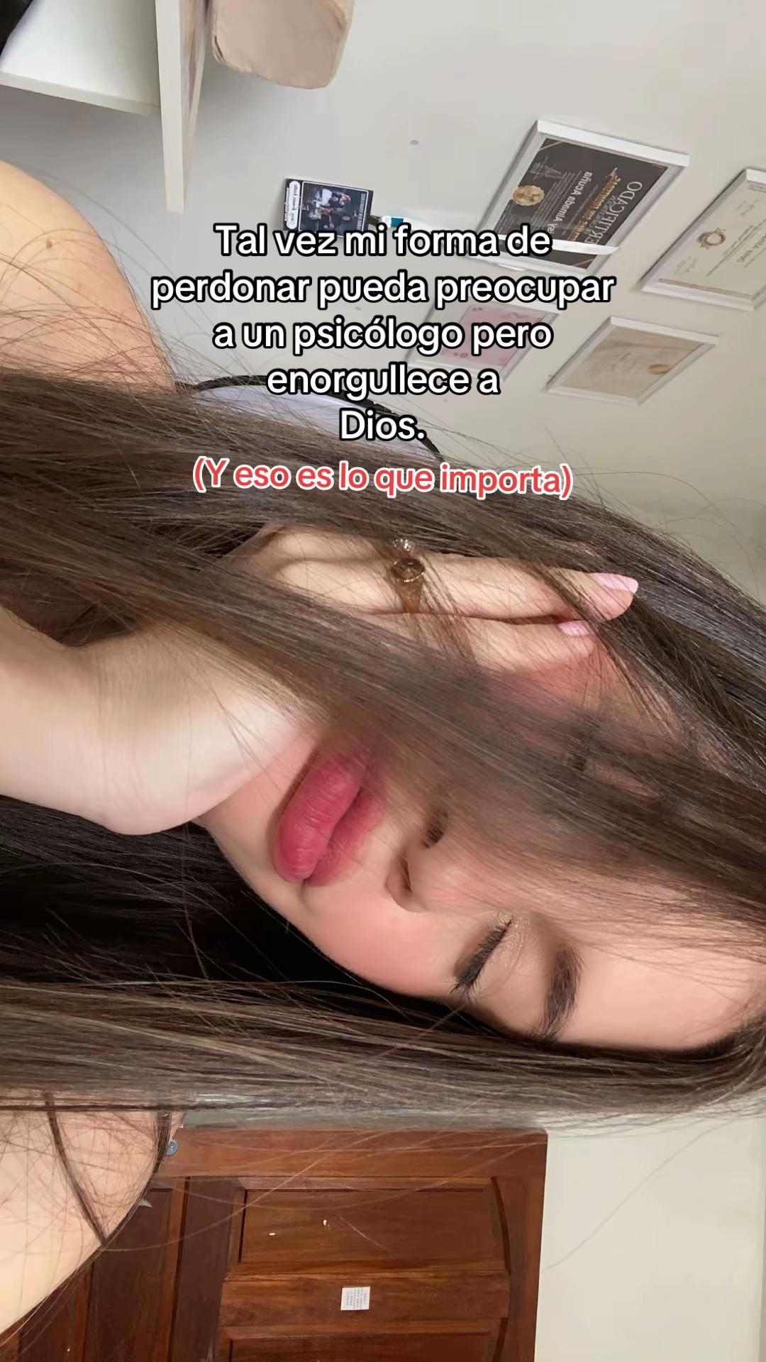 @🍒Dey Almada🍒