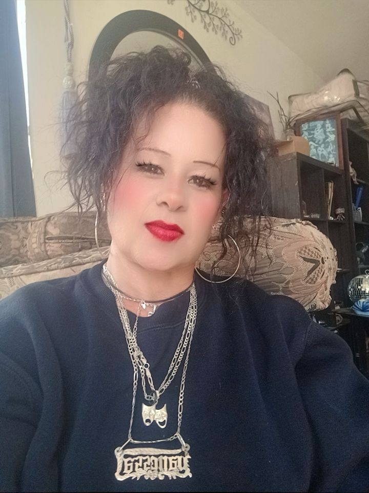 @🖤𝕷𝖆 𝖈𝖍𝖆𝖕𝖎𝖘🩶 🎭 💋