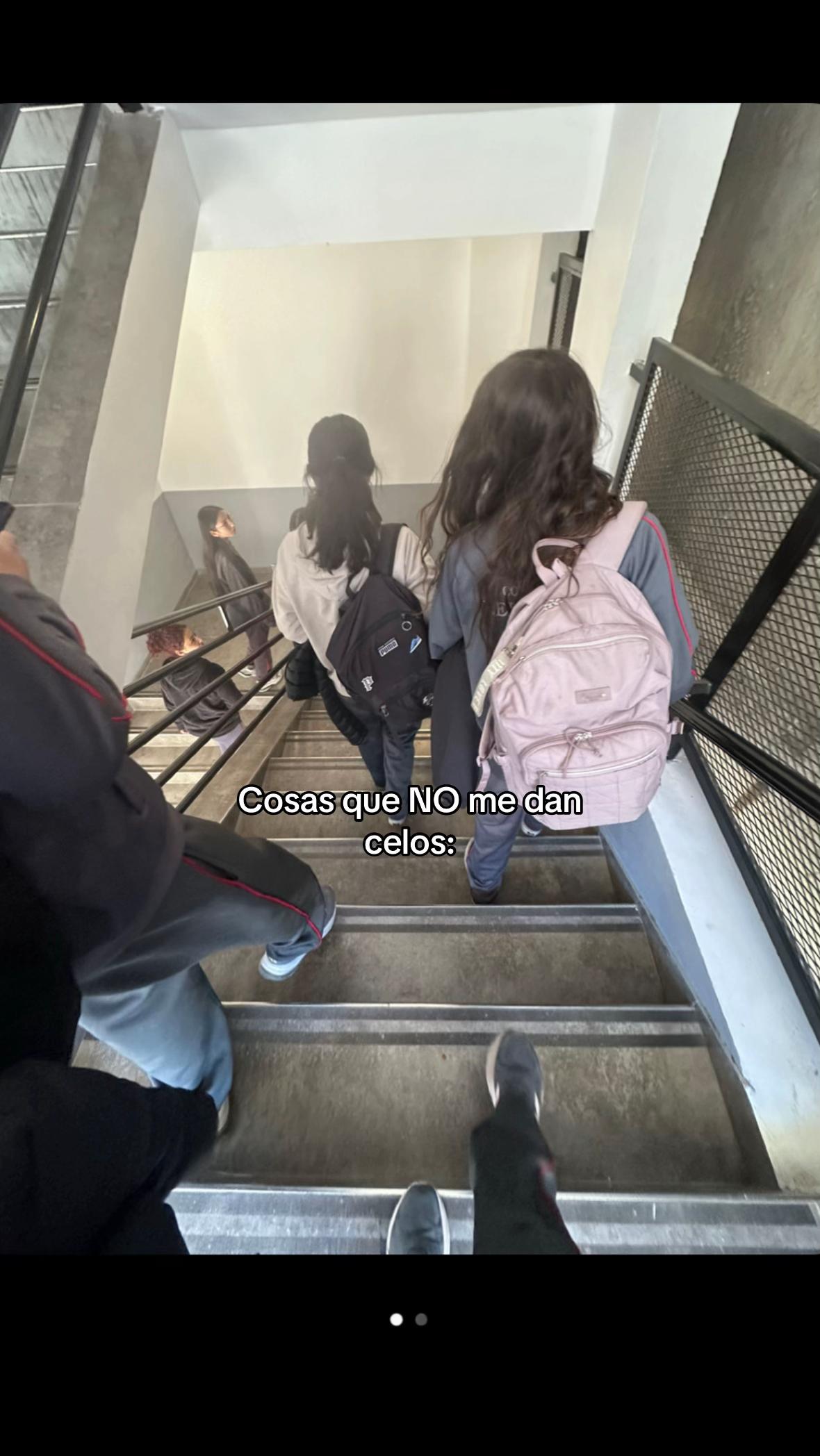 @Oliii