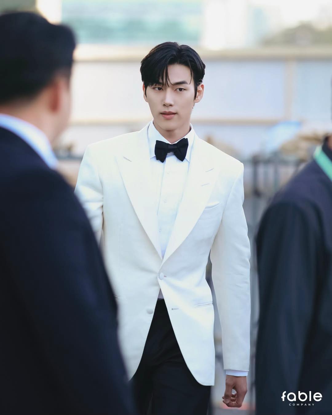 @mingᥫ᭡