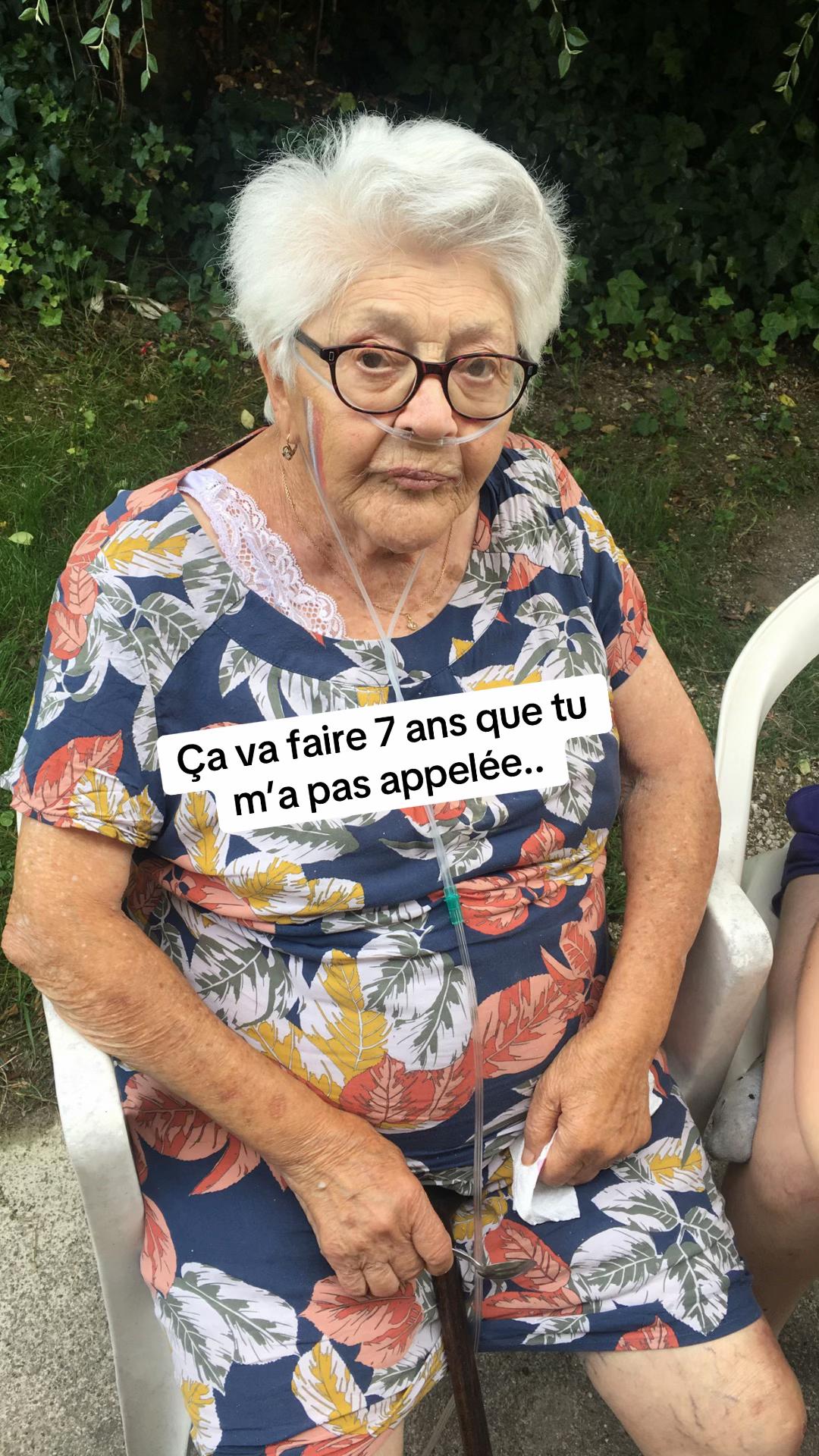@Axelle🌸