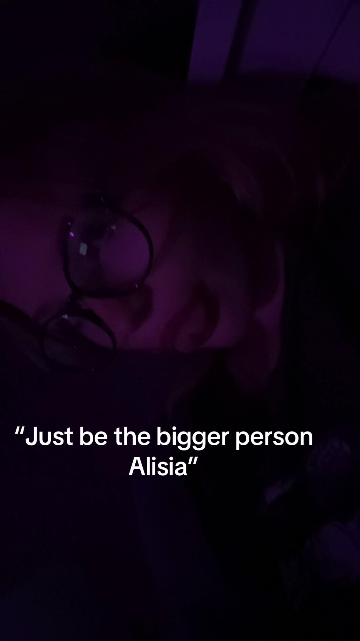 @Alisia