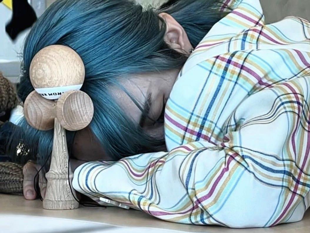 @莉緒🤍🐬
