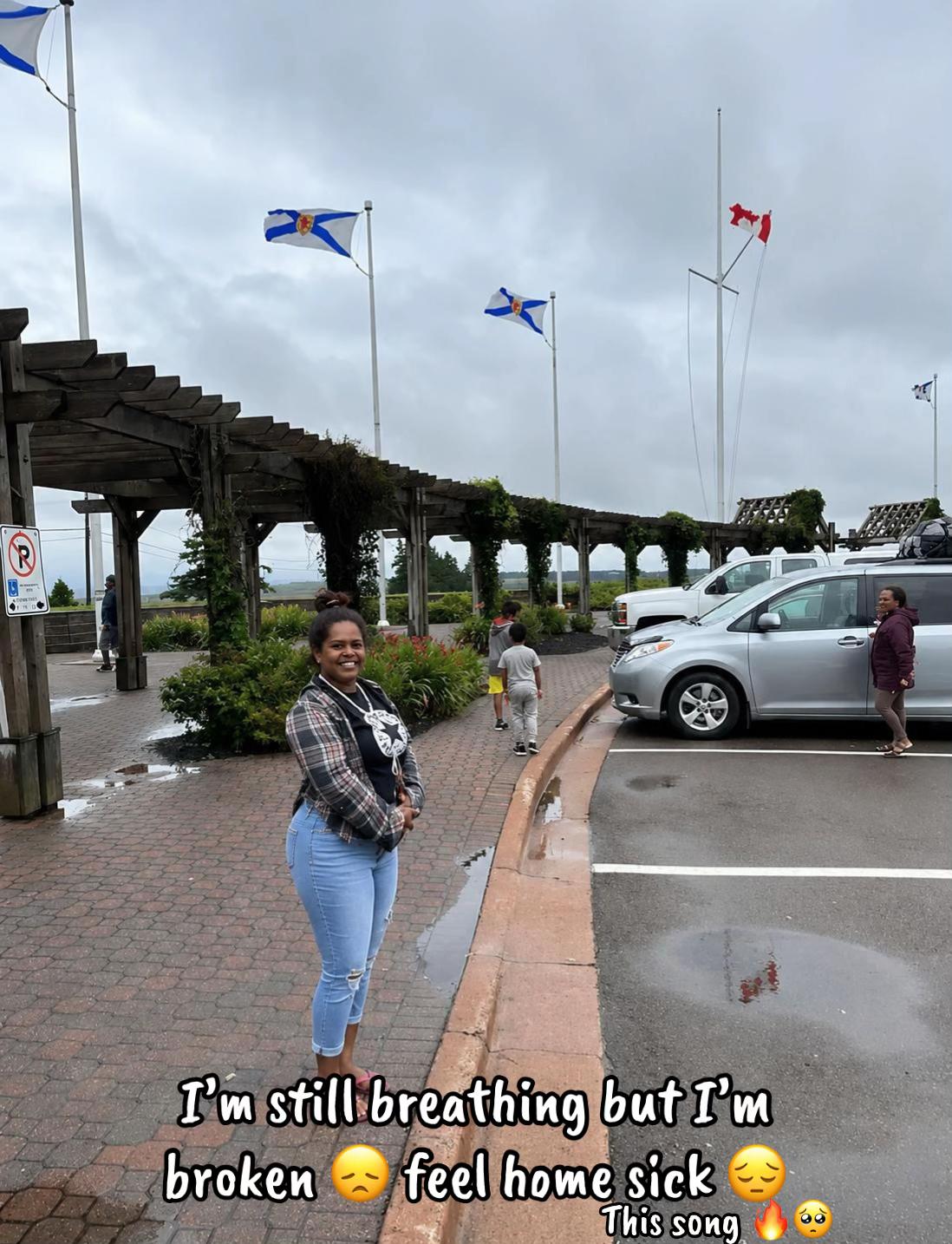 @Thickmama ♡🇸🇧🌴🌊🌺🥥