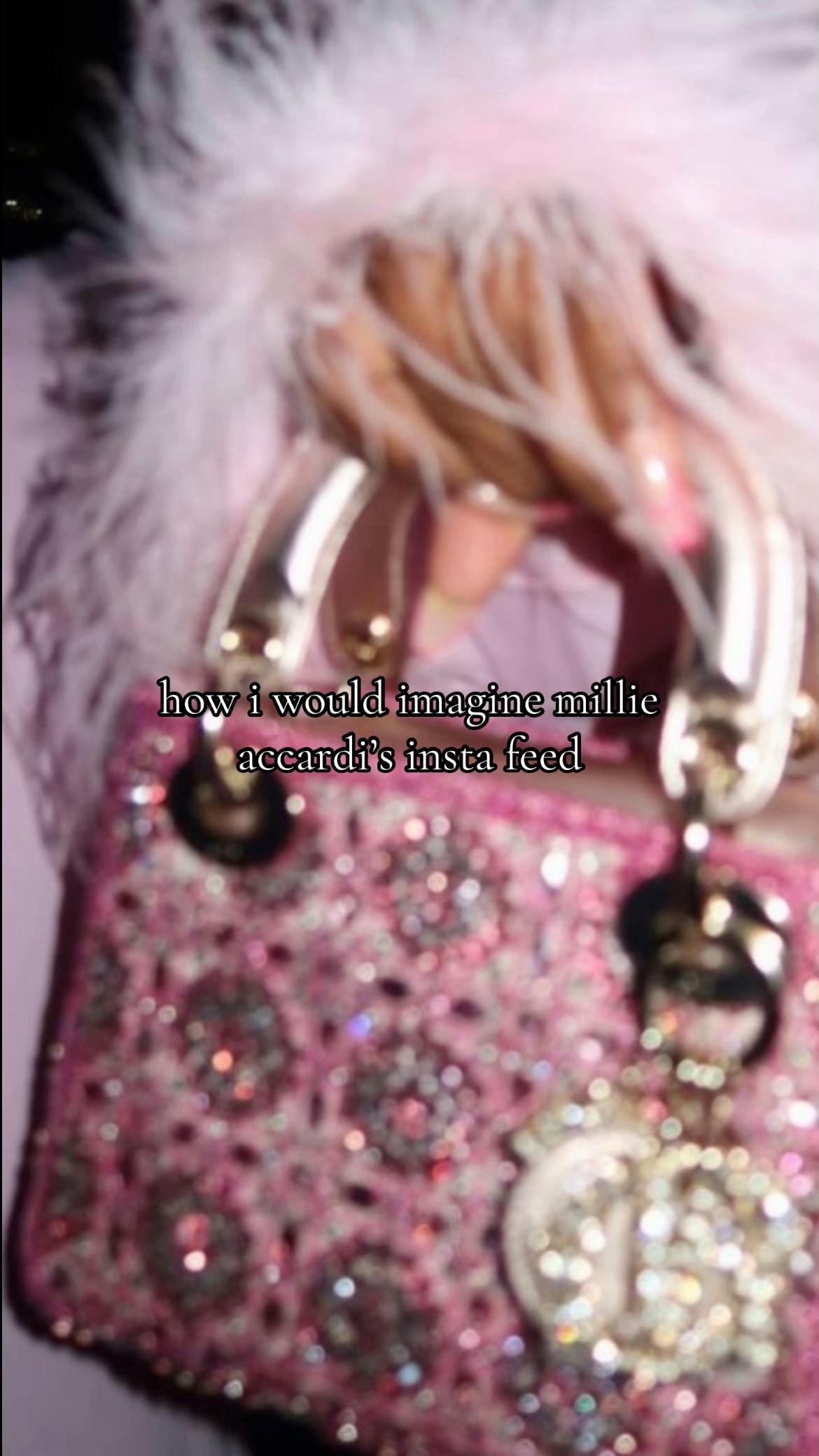 @ari🎀