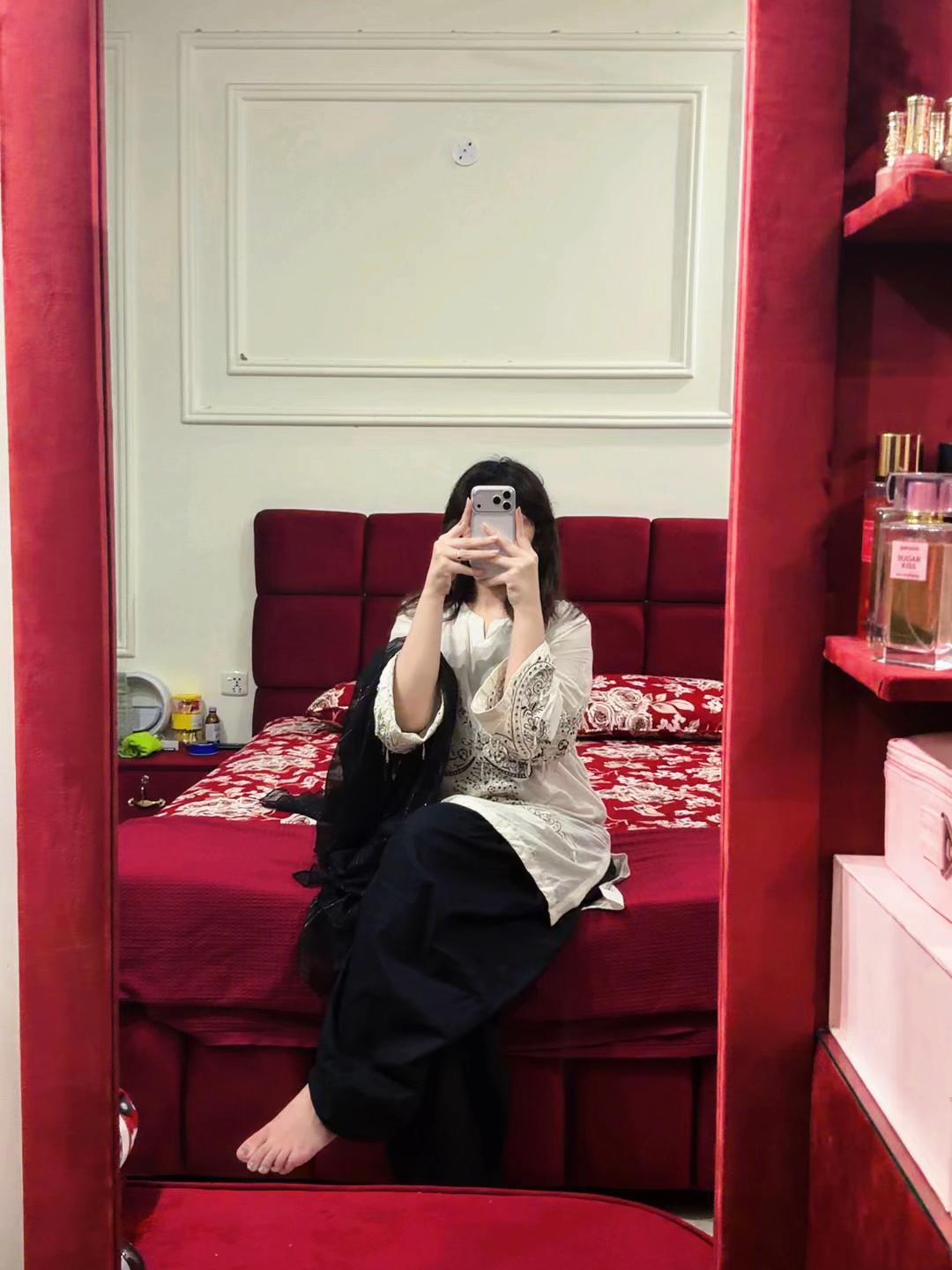 @🌚N_A_S_H_A🥀