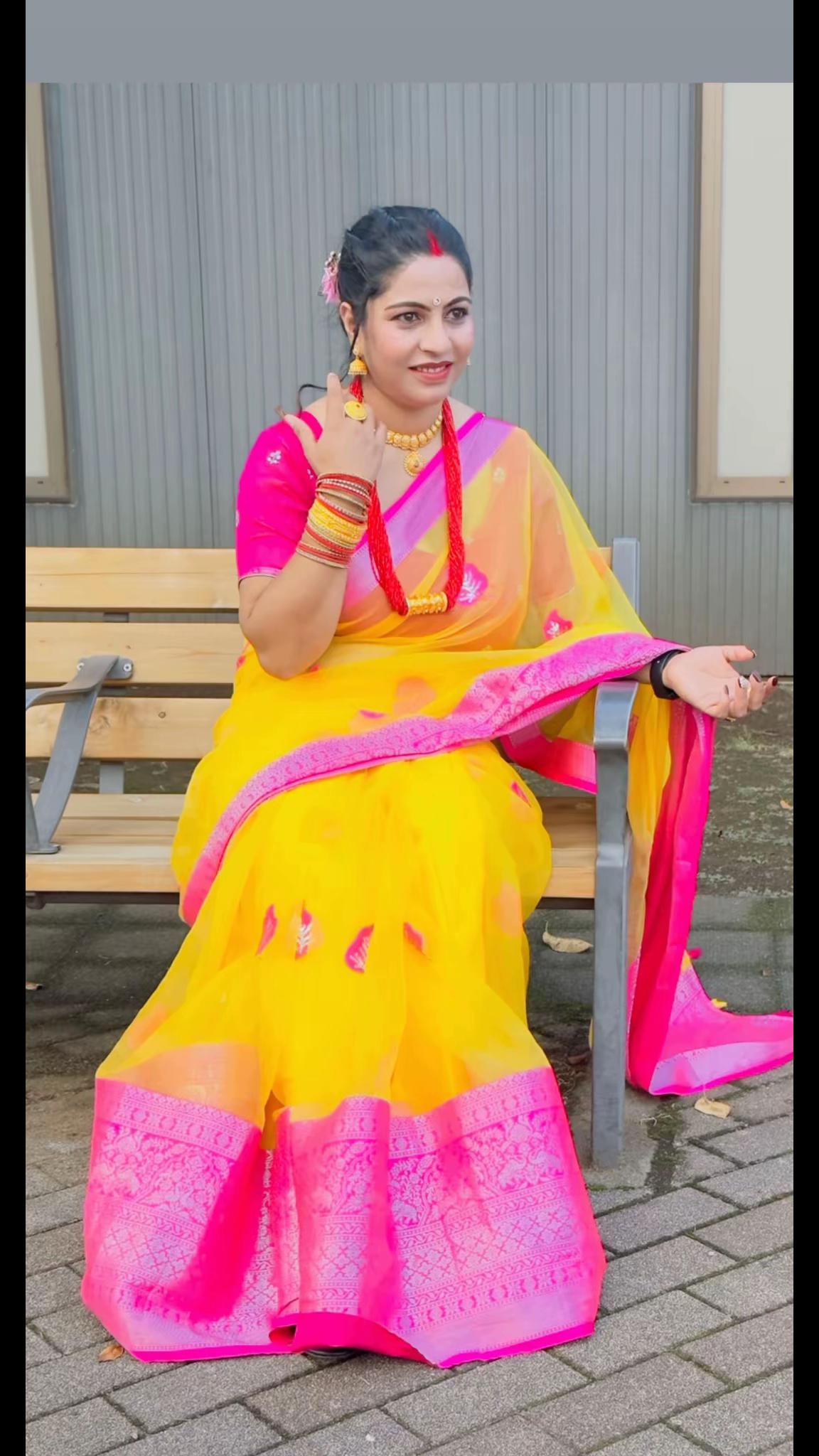 @R ki rani ЁЯС╕
