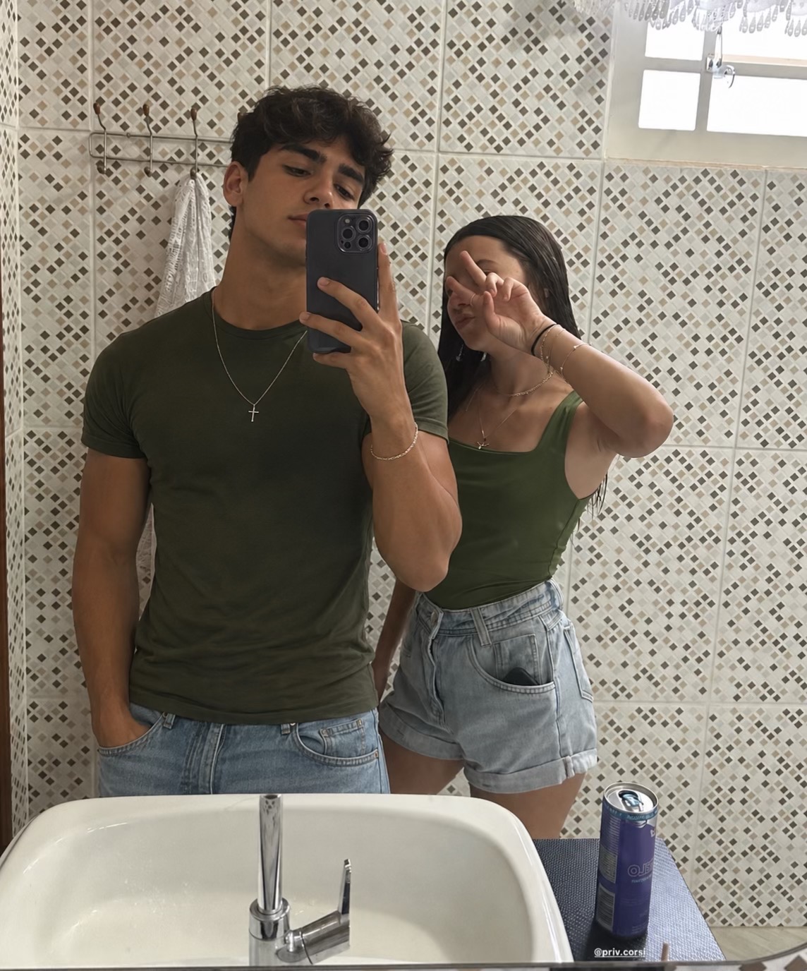 @😶&zwj;🌫️