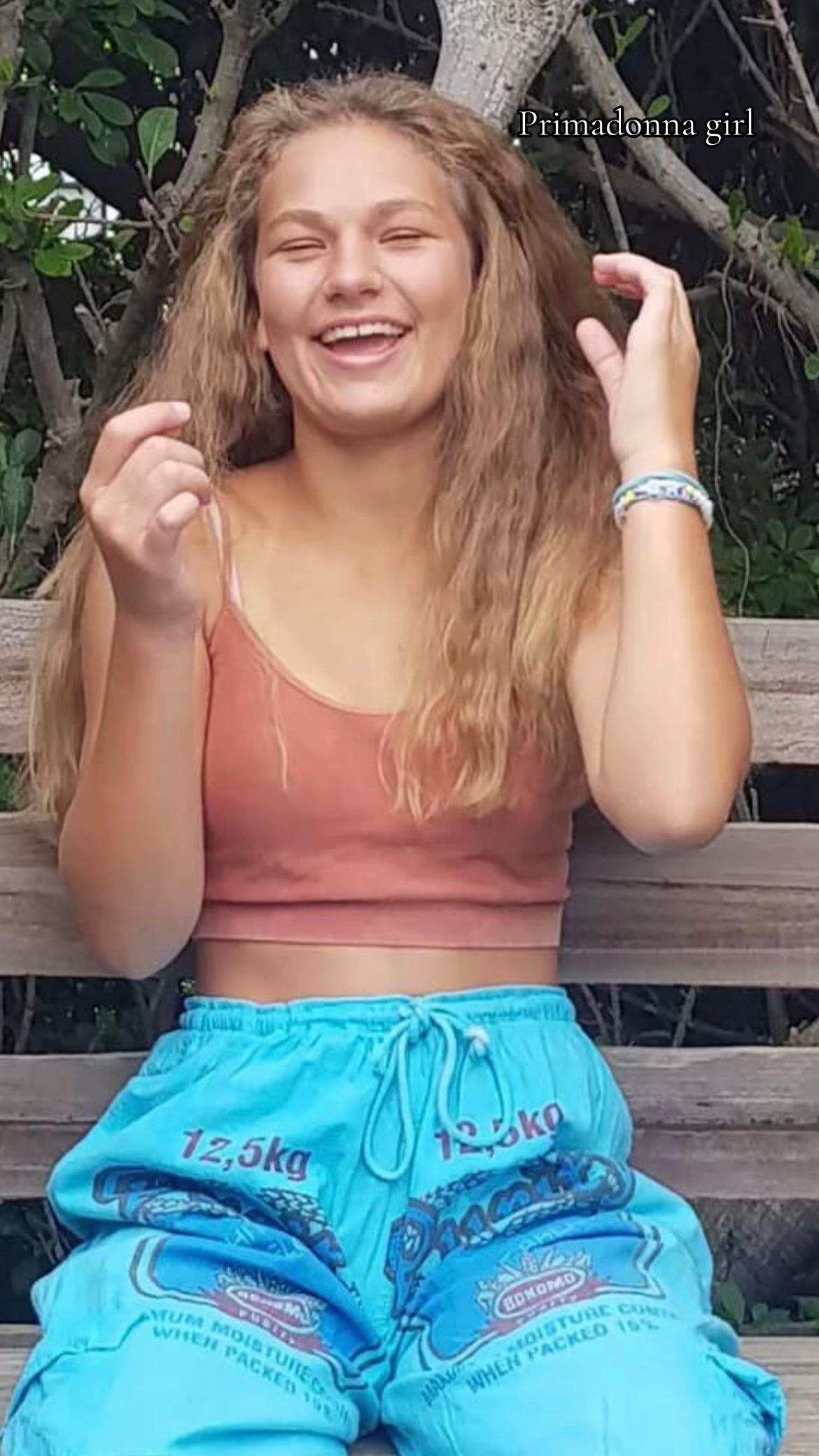 @angela 🐆🍒
