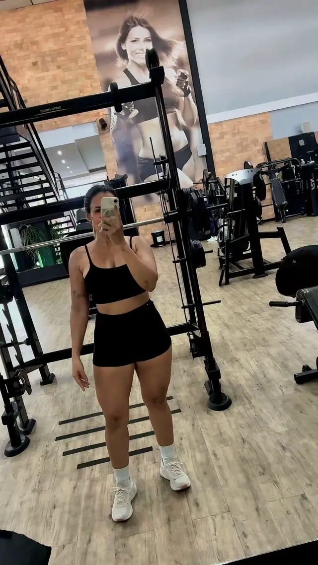 @AndressaS01