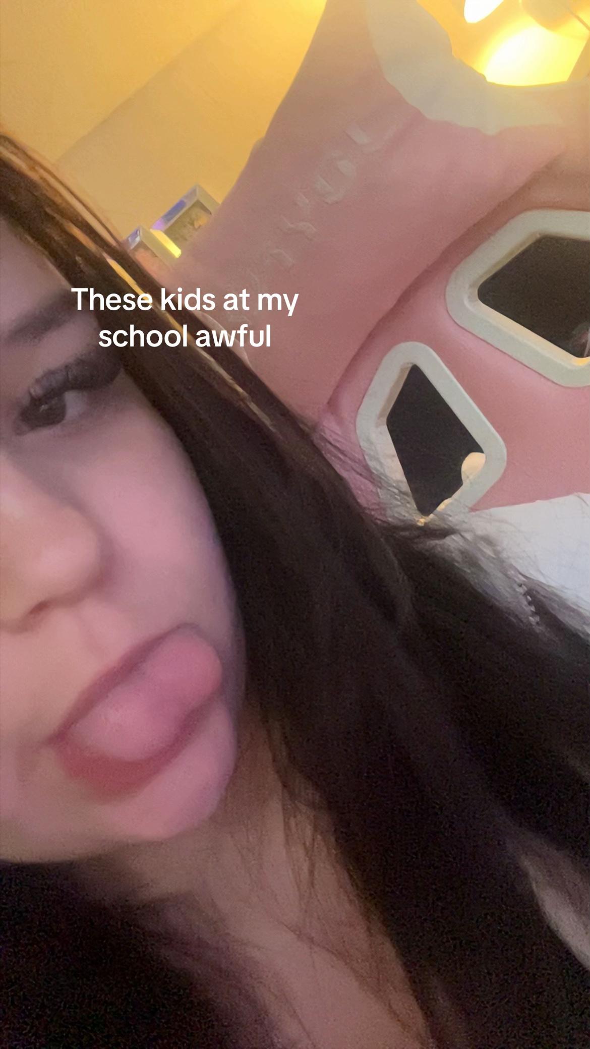 @𝒫ℴ𝓅𝓈🐝🌸