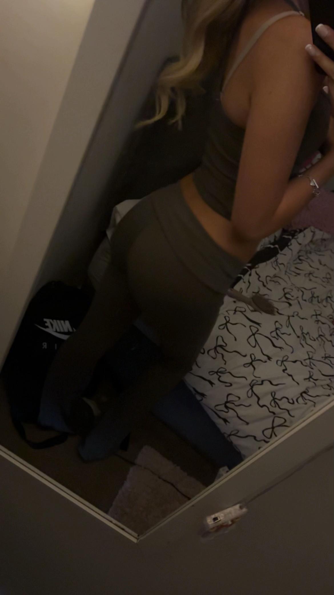 @lillysuelaceyx