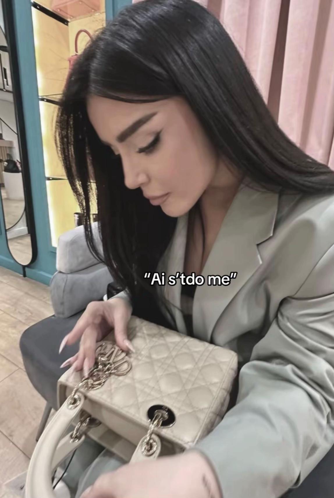 @ ️ 