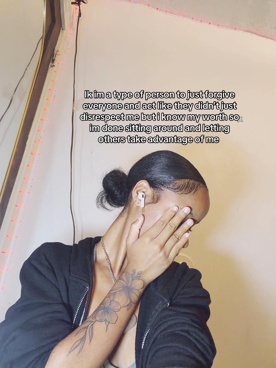 @𐙚RianaKayeᥫ᭡💕🇯🇲🇺🇸