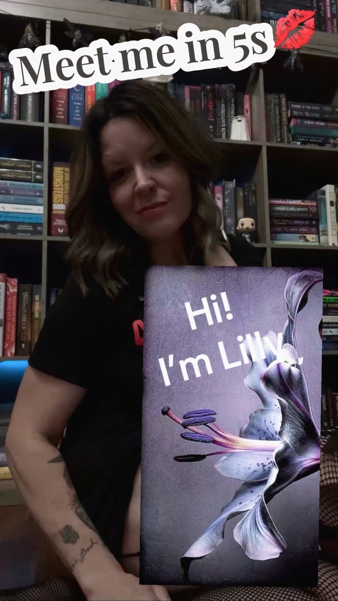 @Lillith the Librarian ๐๐