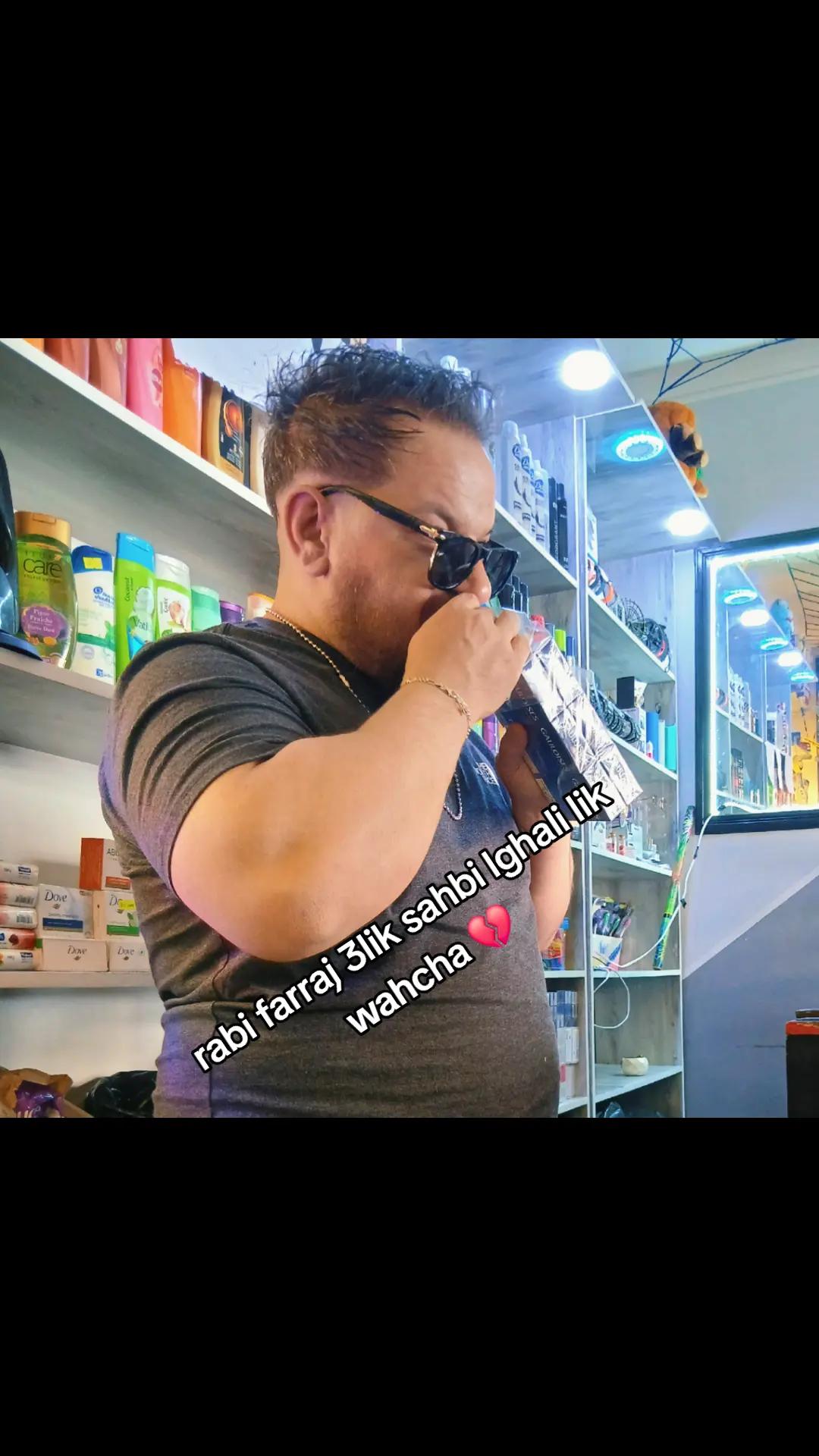 @kįmøú💔