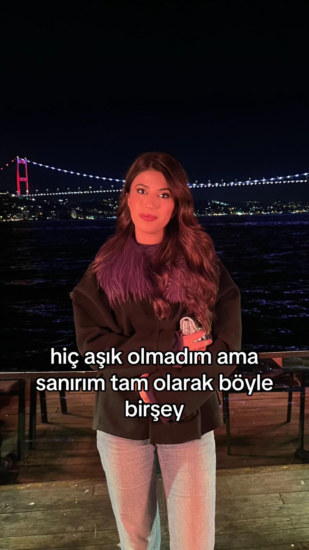 @zeelloooyy