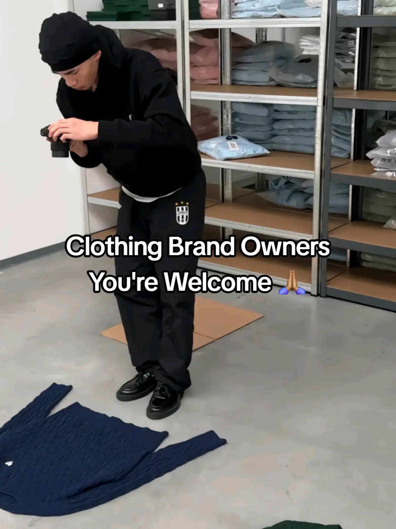 @ClothingBrandz.com