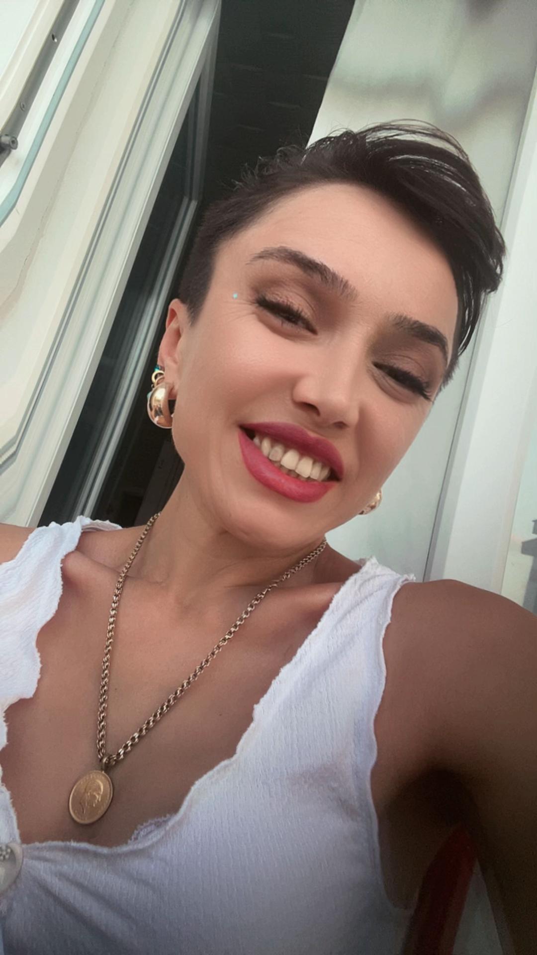 @Jale🧚🏼G&Uuml;LECİN